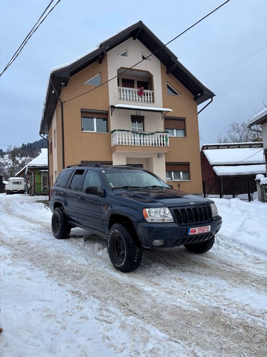 Vând jeep grand cherokee