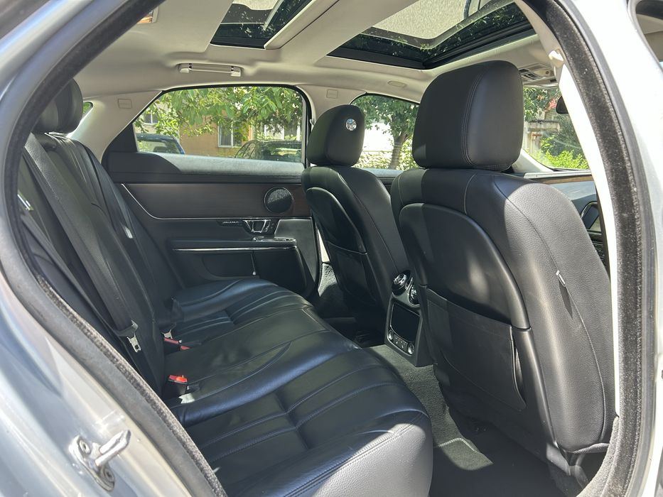 Jaguar XJ Dreapta 2014