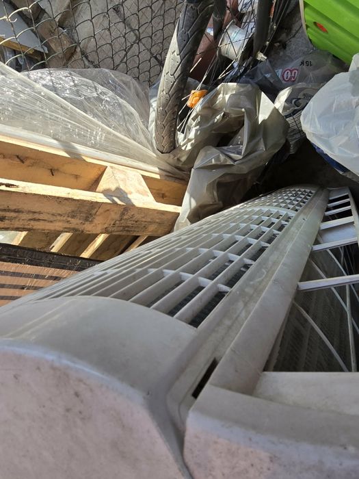 Midea климатик работещ