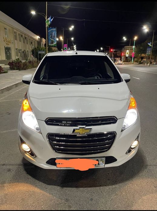 Спарк машина сотилади нархи 6800 яна келишамиз.