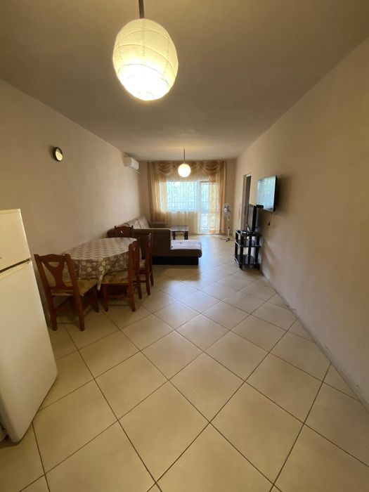 Дава се под наем Двустаен апартамент в Варна, Погреби - 70 кв.м за 448.8 € - Снимка #1