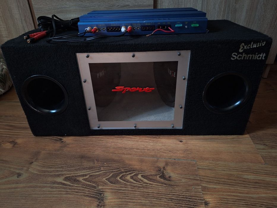 Vând sistem audio auto complet – 1 subwoofer cu 2 Difuzoare  Phase Linear Thriller + stație Signat RAM 2 Mark II cu 4 Canale