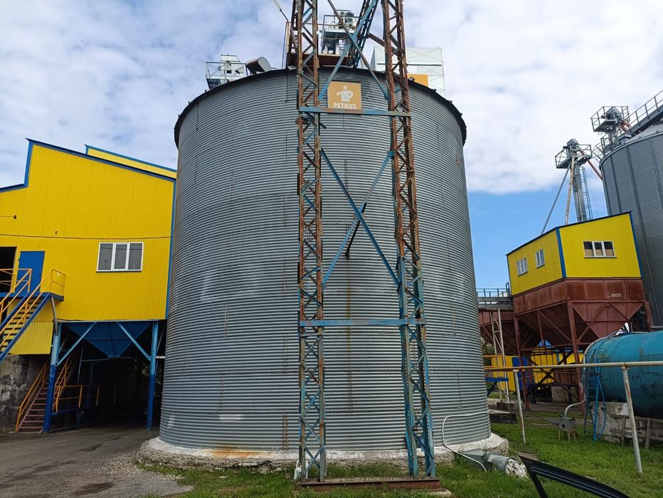 Силоса Канада 500т 3 шт