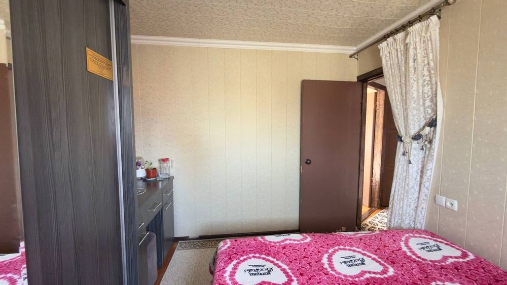 Продаётся Котедж Буз Су -5 сот ,2 этаж ,6 комнит