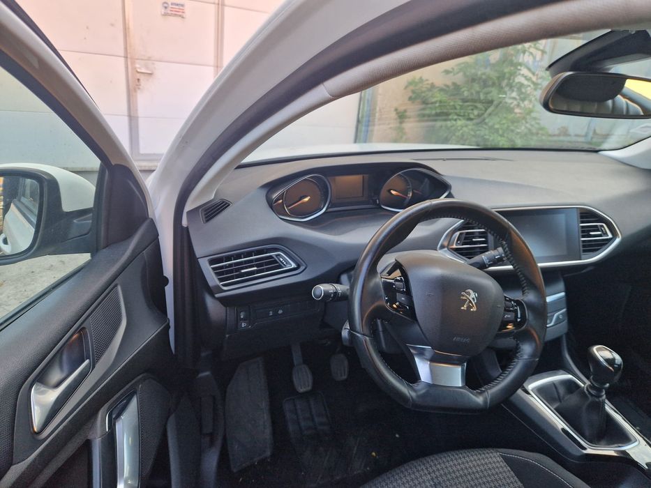 PEUGEOT 308 2019 — imagine 4
