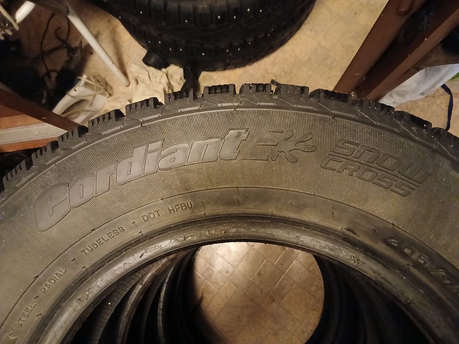 Резина шипрванная