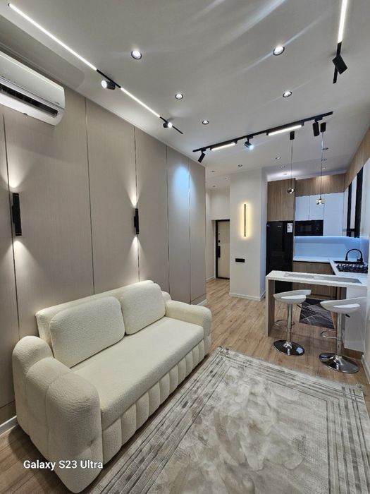 Алайский рынок, Жк “Imperial club city” квартира с площадью 40+10кв.м.