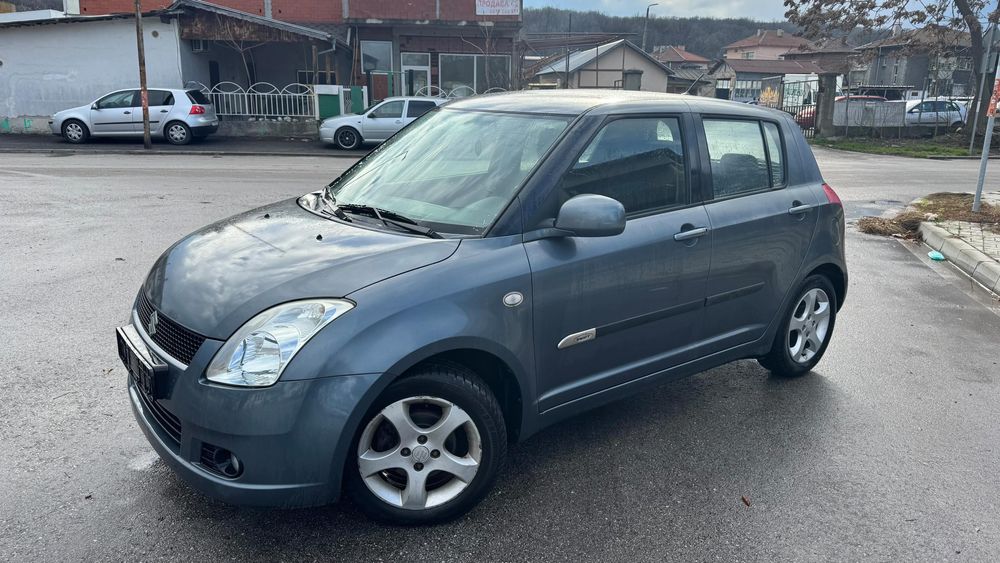 Продавам Suzuki swift 1.3