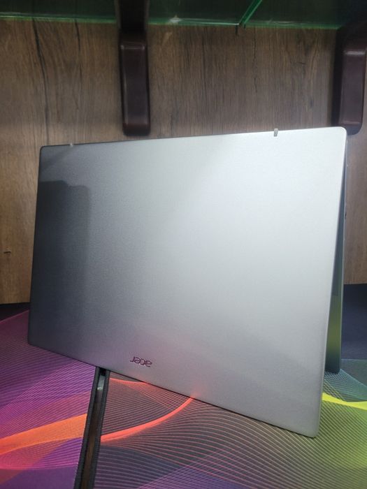 Acer SWIFT Go 2.8K OLED Intel Core i7-13700H