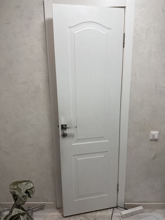 Дверь с санузла б/у