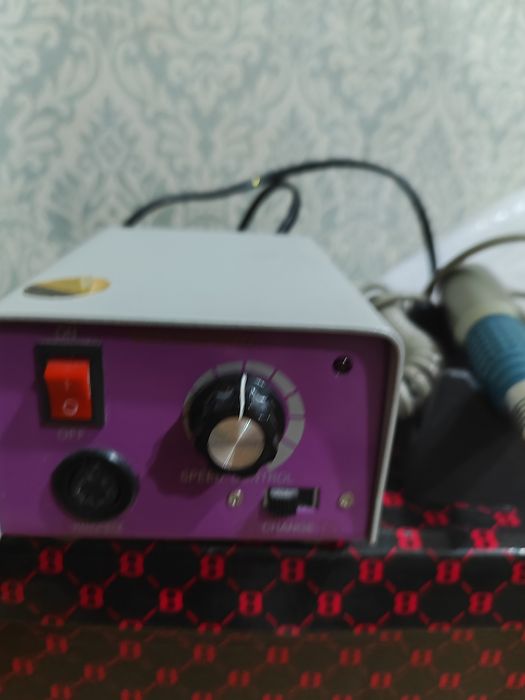 Продается машинка для маникюра ногтей
