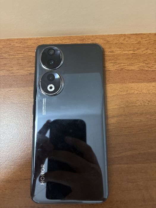 Honor 90 avariat