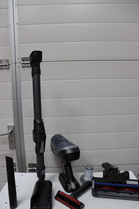 Rowenta X-Force Flex 8.60 Безжична прахосмукачка, ръчна и прътова прахосмукачка в едно с LED глава, гъвкава връзка, лесно миещ се филтър