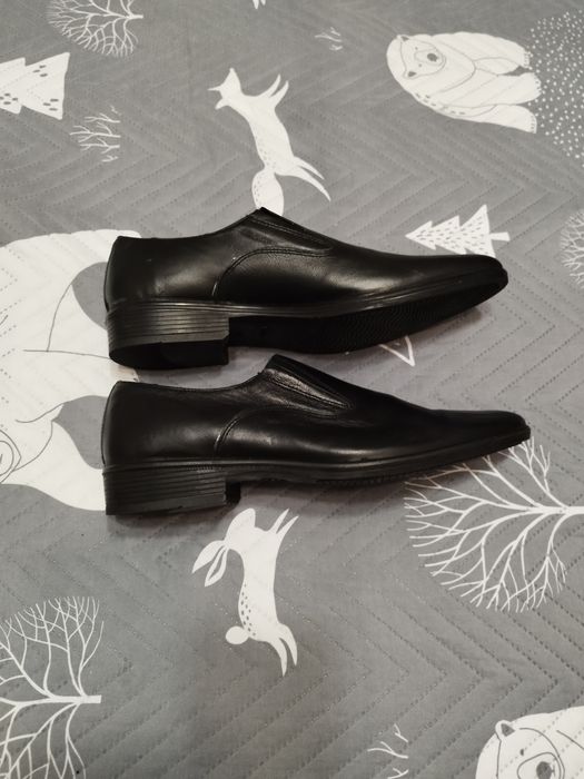 Продам туфли кожаные