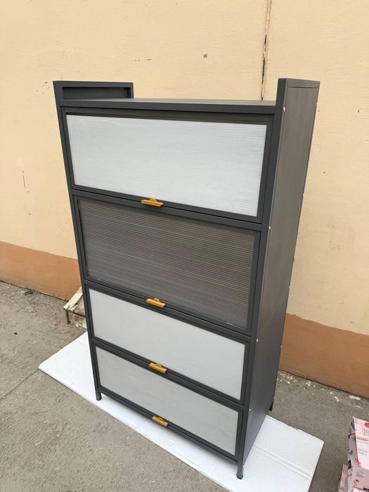 Oshxona uchun etajerkala shkaflar