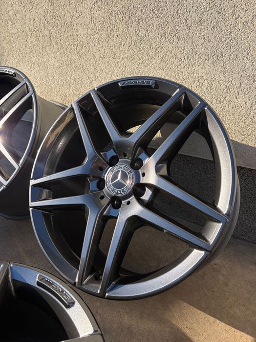 Оригинални ляти джанти Mercedes AMG W222 19”