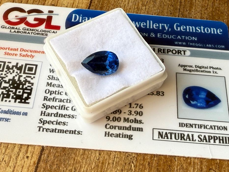 Сапфир - 4.07 КАРАТА + Сертификат