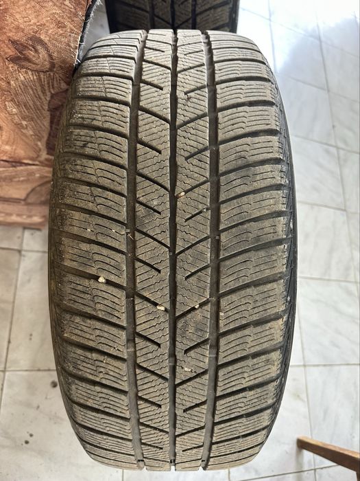 Оригинални дж. BMW+зимни гуми 255/50/19 Barum !