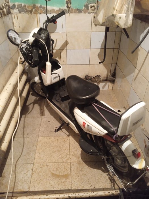 Электро Велик SK8 белый цвет