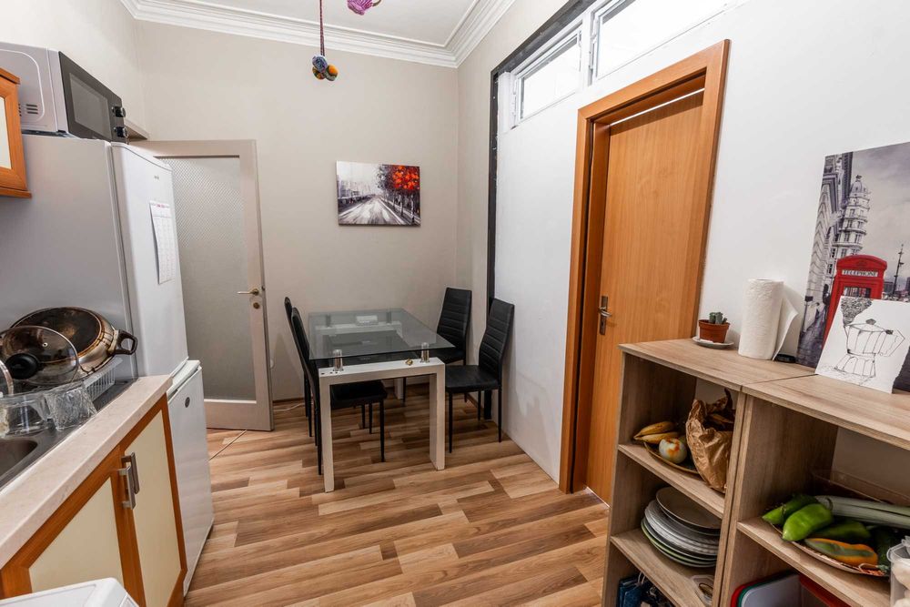 Нощувки Vasil Levski 3BR Retreat София