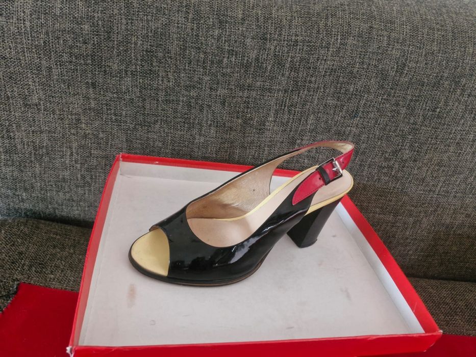 Продам Туфли б/у.