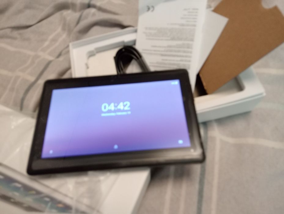 Продам планшет новый