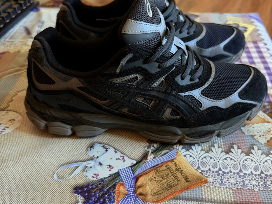 ASICS GEL-NYC във като нови 45 номер