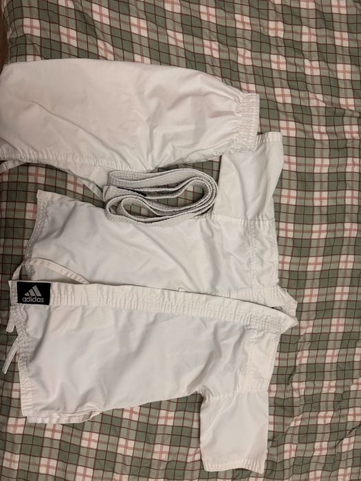 Продам кимоно 2500