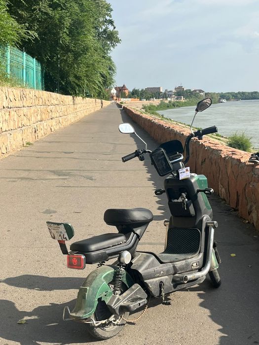 Продам скутер электро