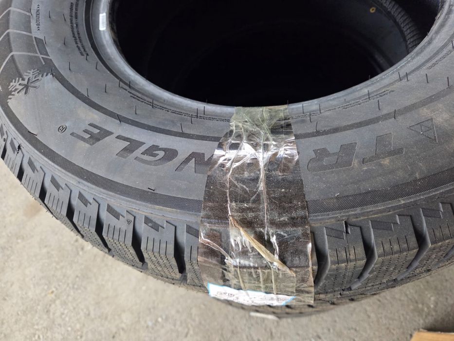 Зимние шины 17 Triangle 265/70/17