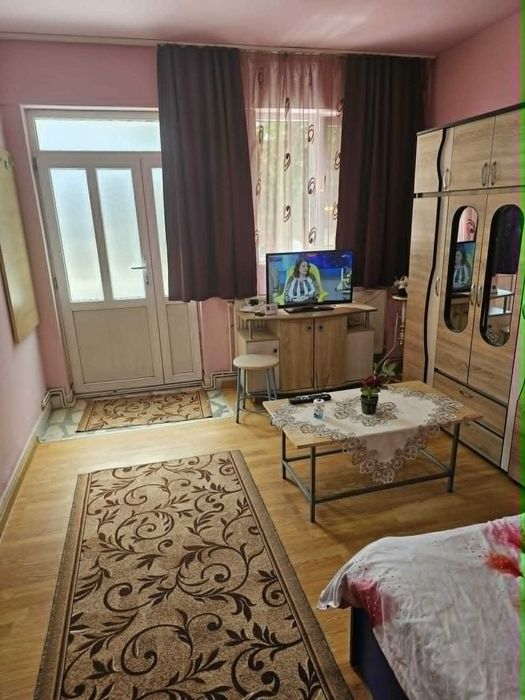 Inchiriez apartamente si garsoniere