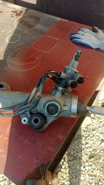 Рулевая рейка LC200