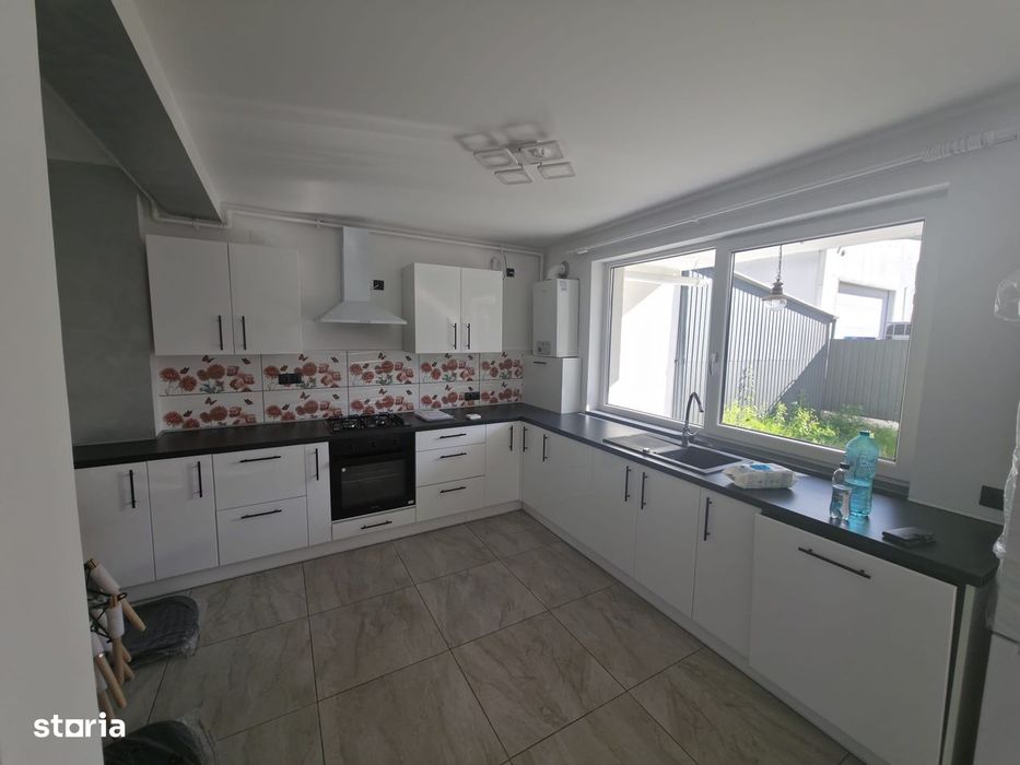 Casa noua la cheie -mobilata cu 4 camere la 10 m de Penny in Livezeni