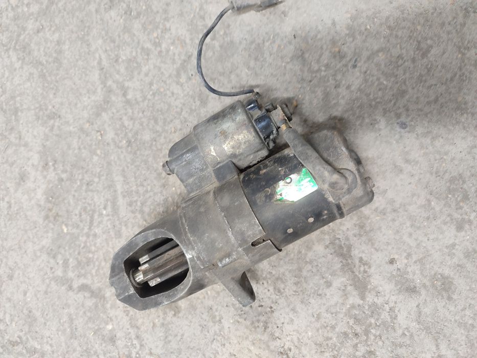 Стартер Nissan..