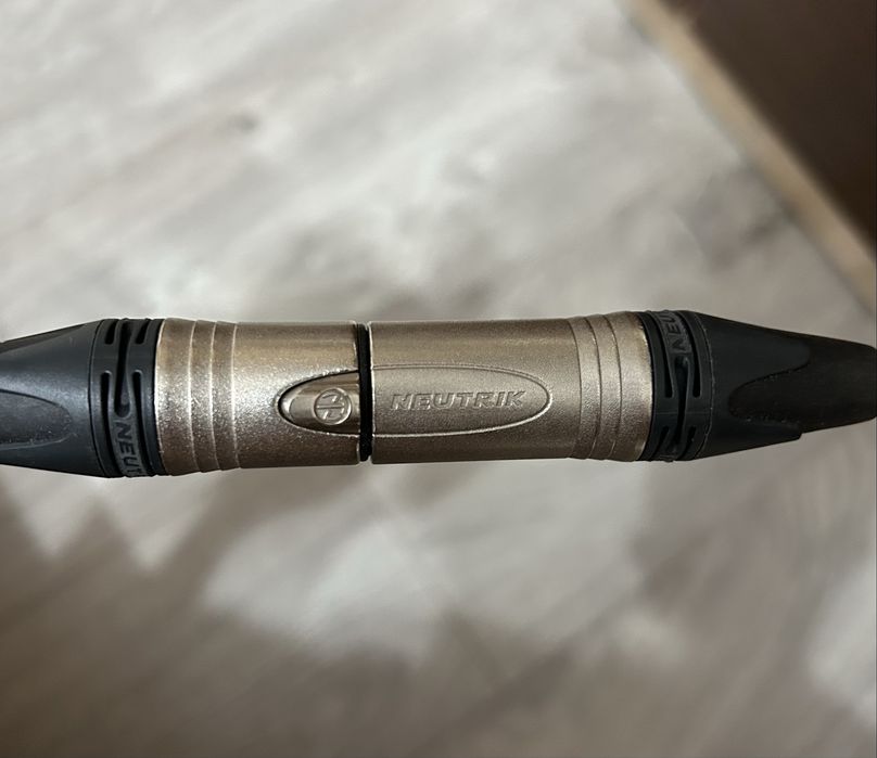 Mufe XLR NEUTRIK mama+tata