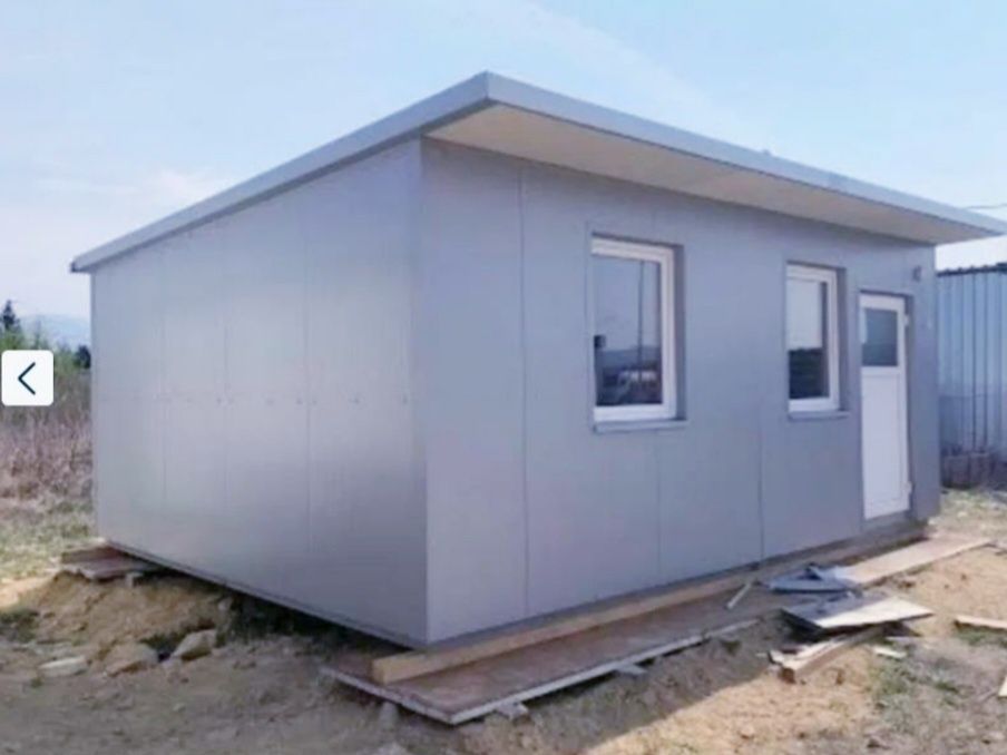 Vindem case si containere modulare