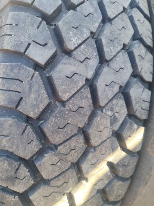 Продам резину 185×75