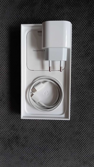 Айфон 12 128GB - перфектен