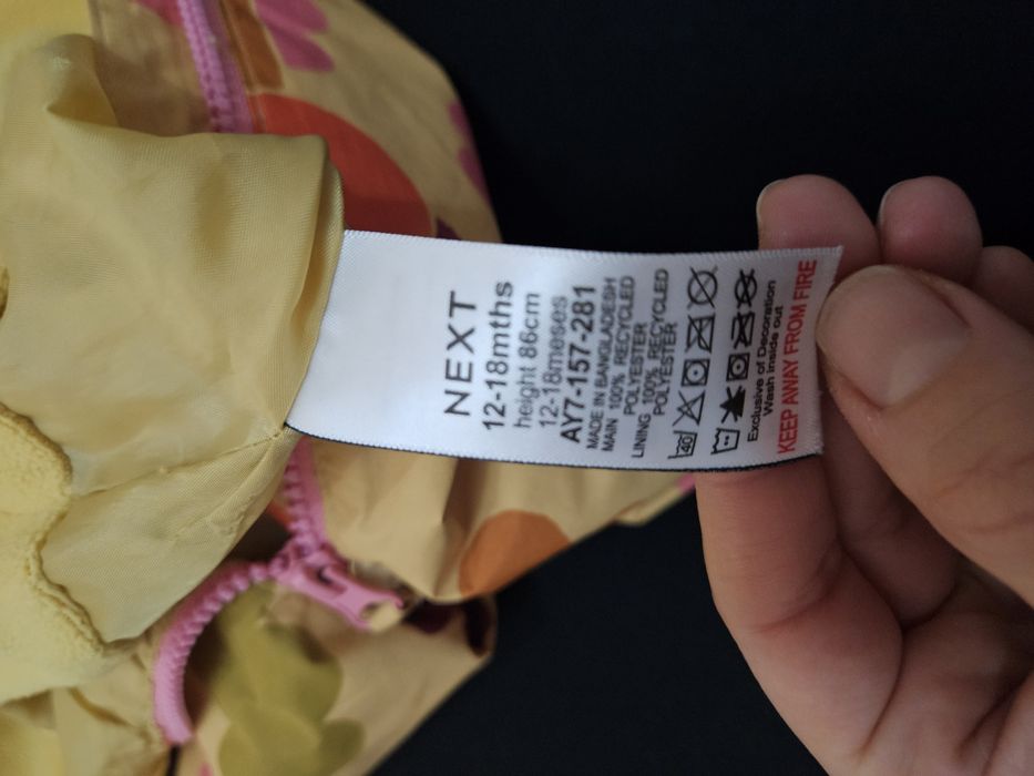 Salopeta next vant si ploaie