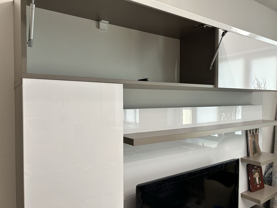 Современная , Стильная стенка в Гостинную