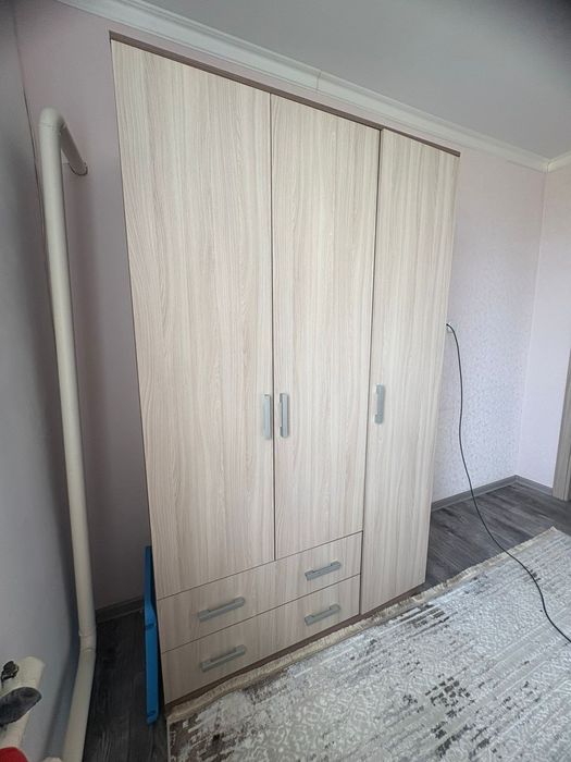 Продам шкаф вещевой