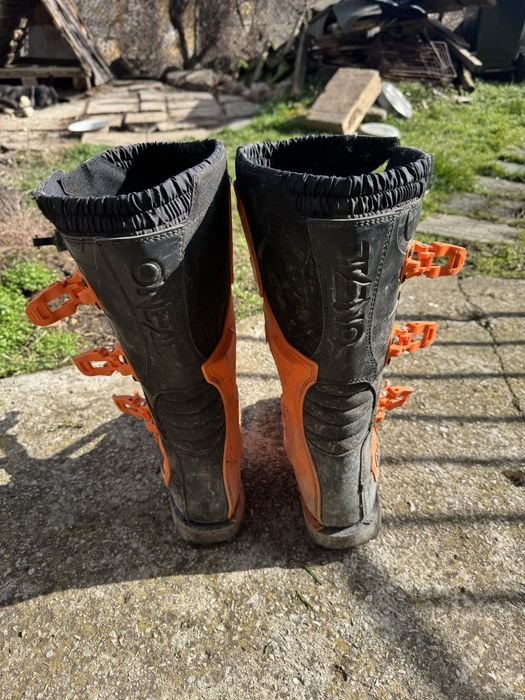 Мото екипировка ONEAL