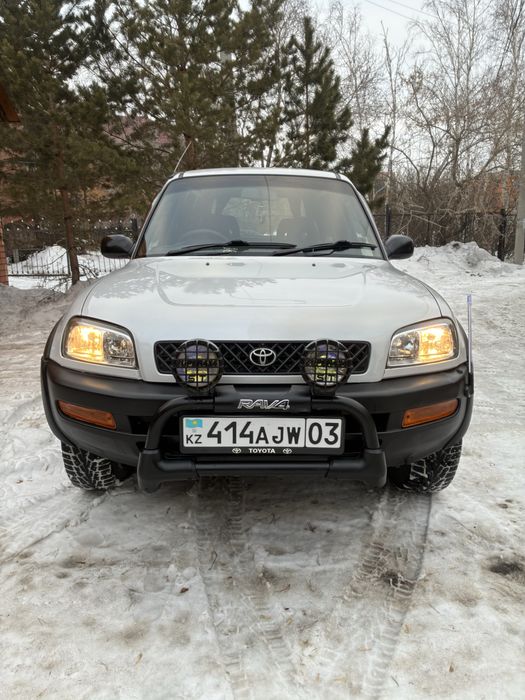 Продам Toyota Rav4
