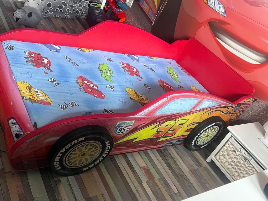 Pat masina tip masina sport Cars