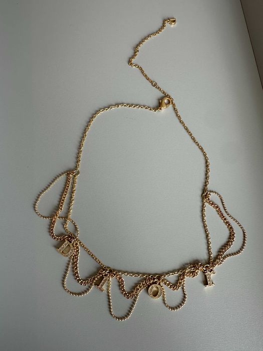Colier fashion de tip choker Dior deosebit