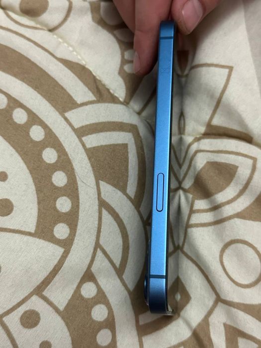 iPhone 13 в отлично състояние