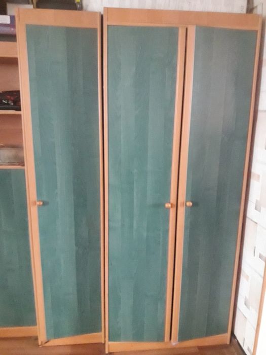 Продаю     стенку