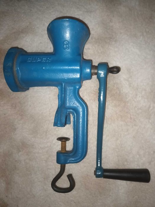 Masina de tocat veche