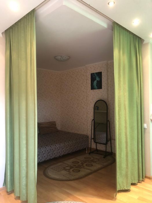 1-ком посуточно Женис 67