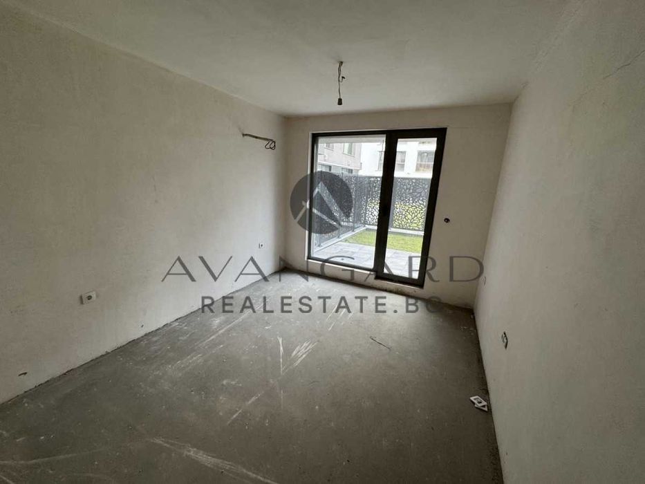 Продава се Тристаен апартамент в Пловдив, Христо Смирненски - 204 кв.м за 731 €/кв.м - Снимка #3